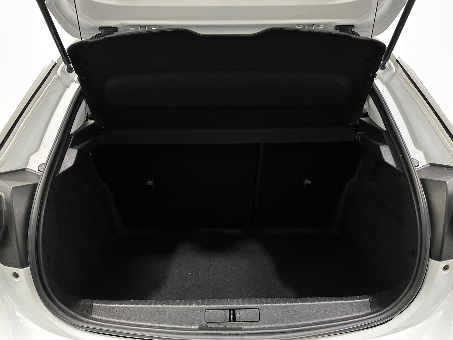 Used Vauxhall Corsa 2021 for sale - 76918587: Photo 45