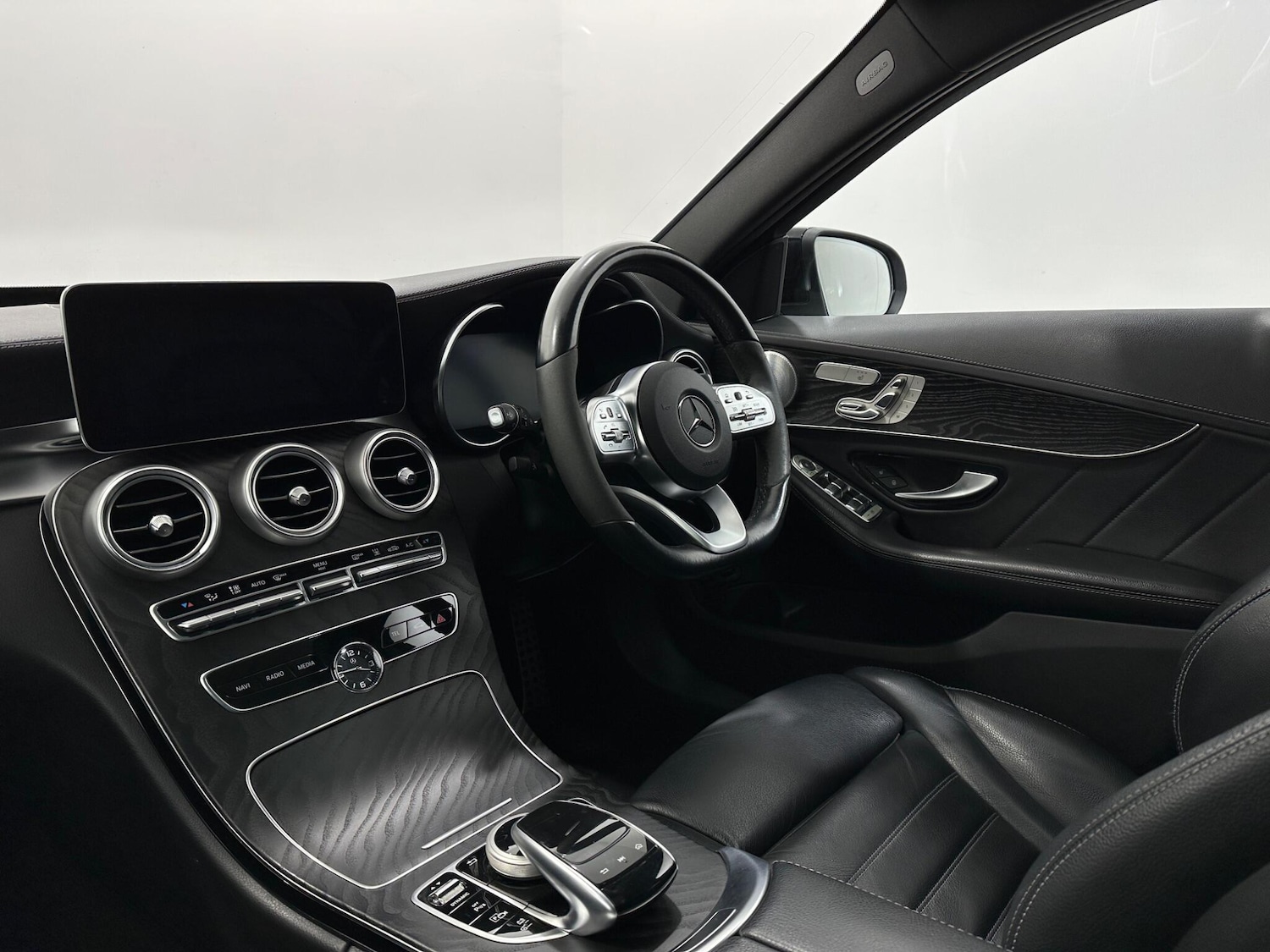 Used Mercedes-Benz C Class 2021 for sale - 77049814: Photo 32