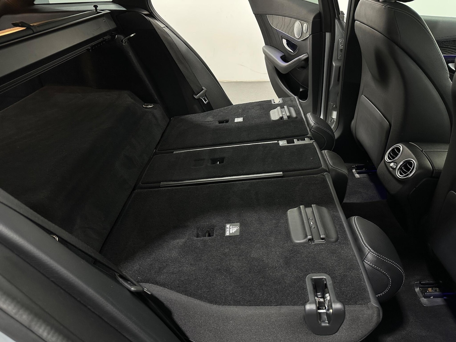 Used Mercedes-Benz C Class 2021 for sale - 77049814: Photo 48