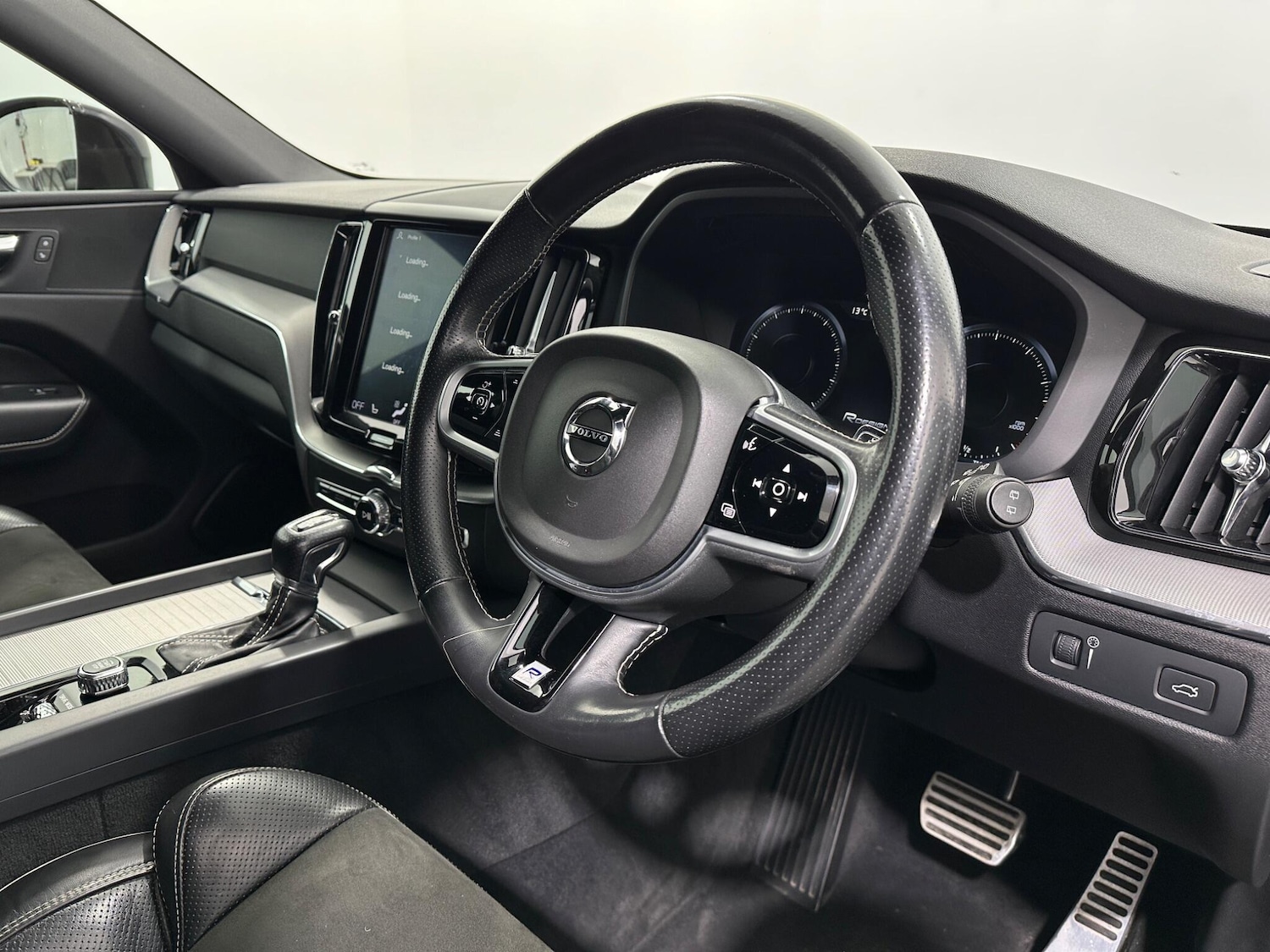 Used Volvo XC60 2018 for sale - 78007305: Photo 10