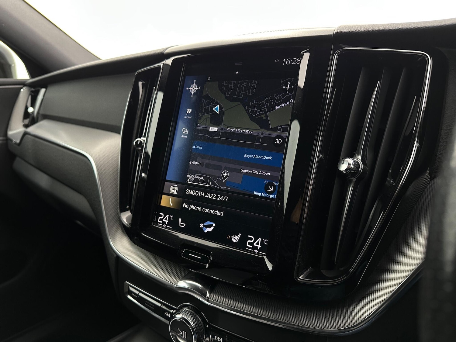 Used Volvo XC60 2018 for sale - 78007305: Photo 21