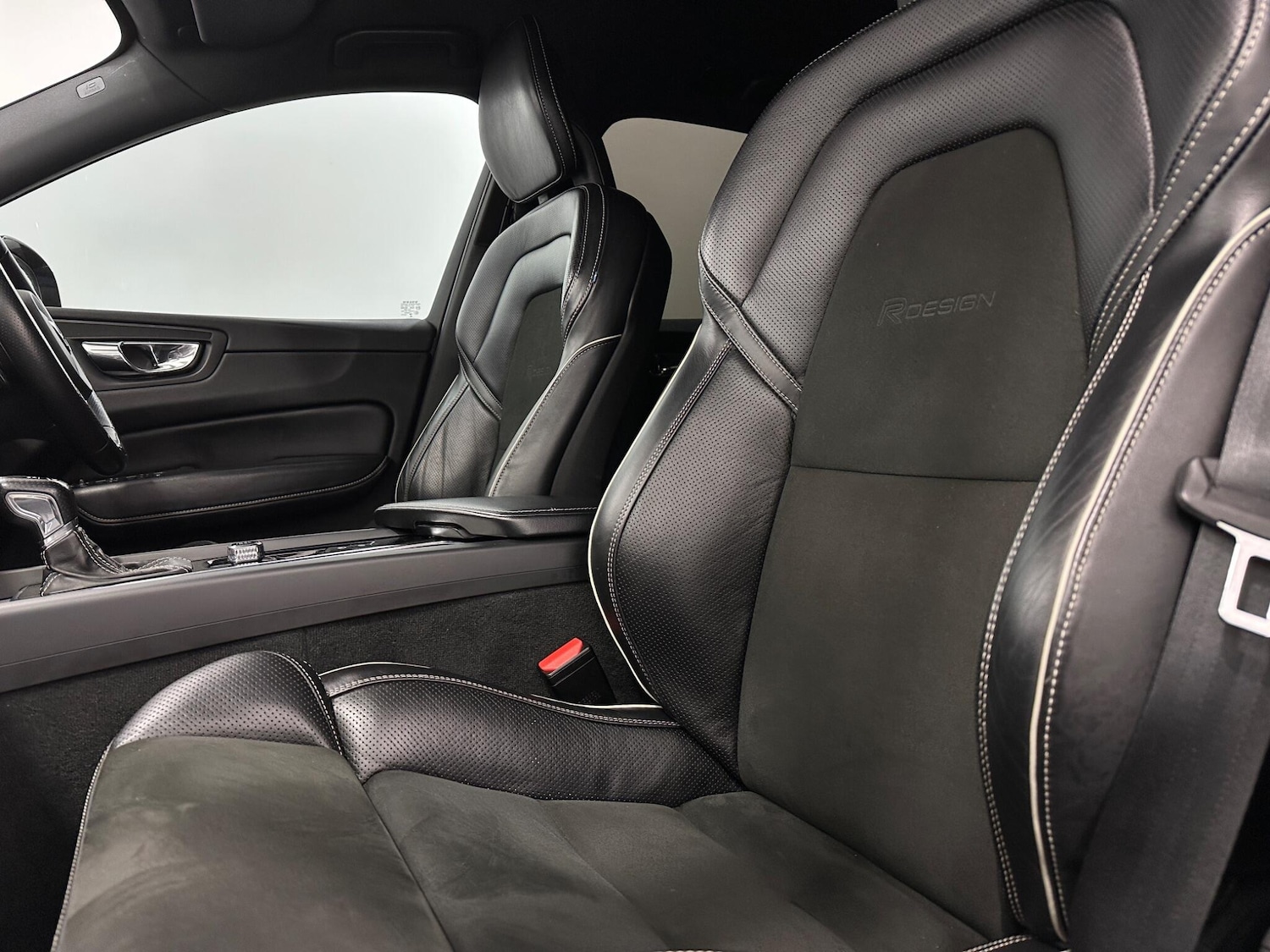 Used Volvo XC60 2018 for sale - 78007305: Photo 34