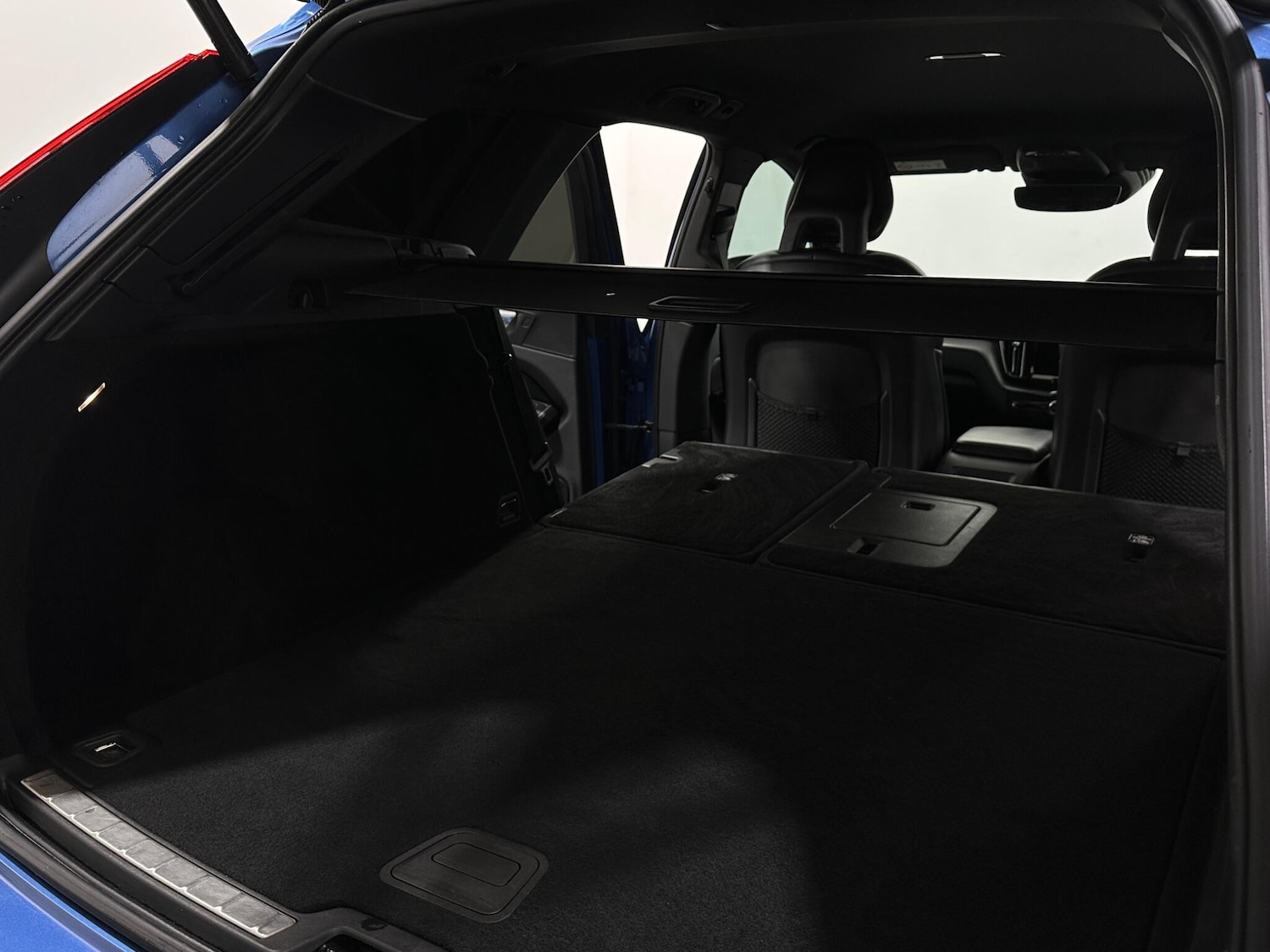 Used Volvo XC60 2018 for sale - 78007305: Photo 44