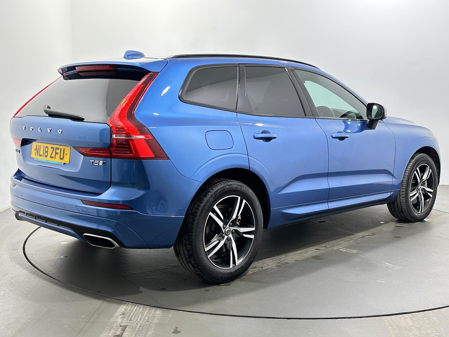Used Volvo XC60 2018 for sale - 78007305: Photo 8