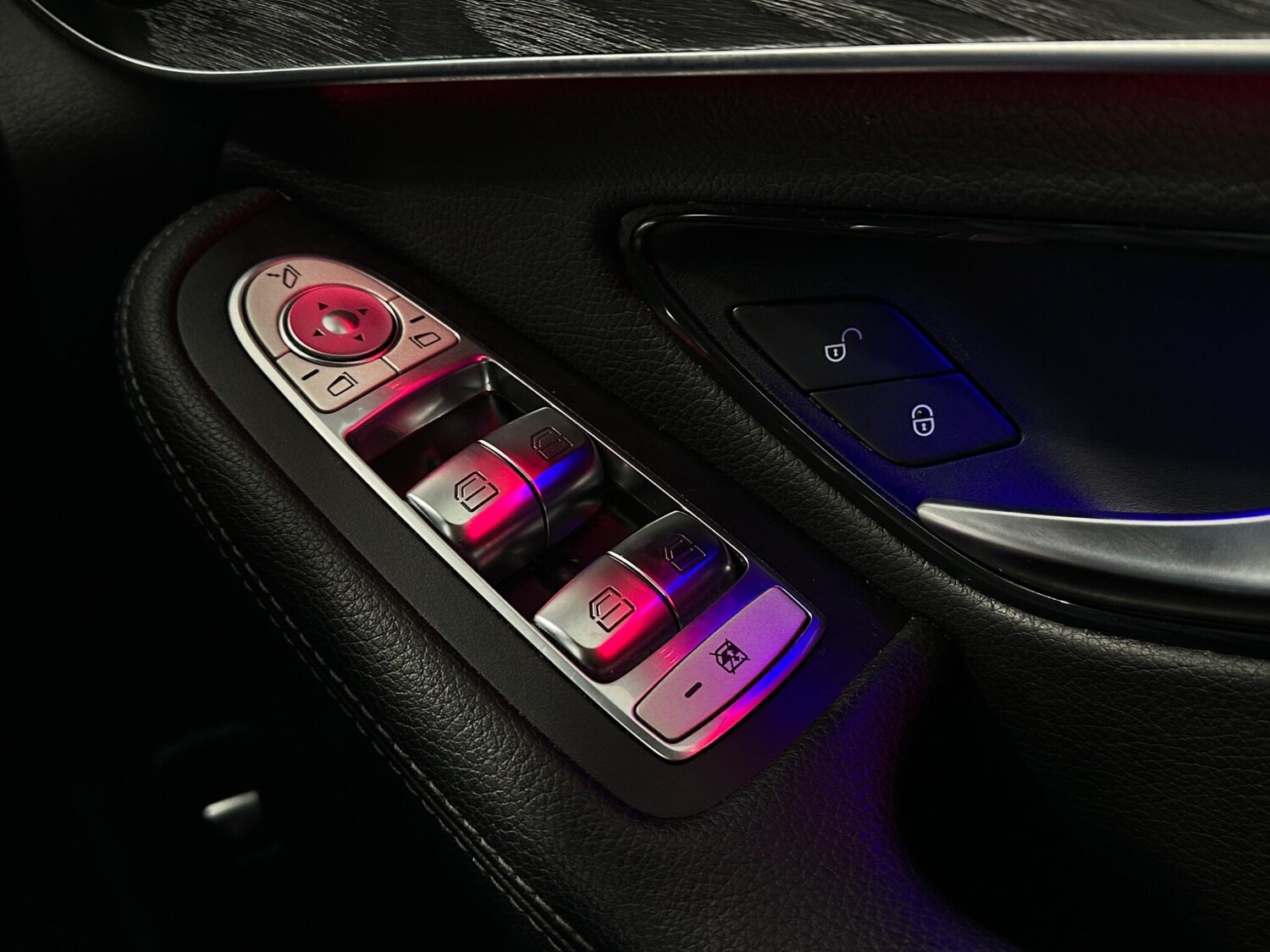 Used Mercedes-Benz GLC 2019 for sale - 78020236: Photo 19