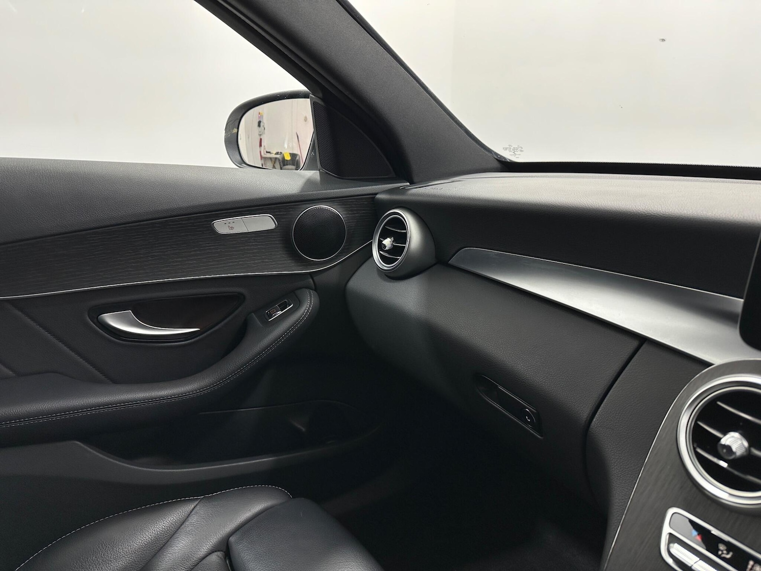 Used Mercedes-Benz C Class 2021 for sale - 76964426: Photo 26