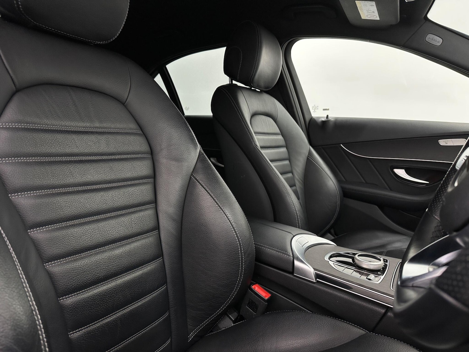 Used Mercedes-Benz C Class 2021 for sale - 76964426: Photo 30