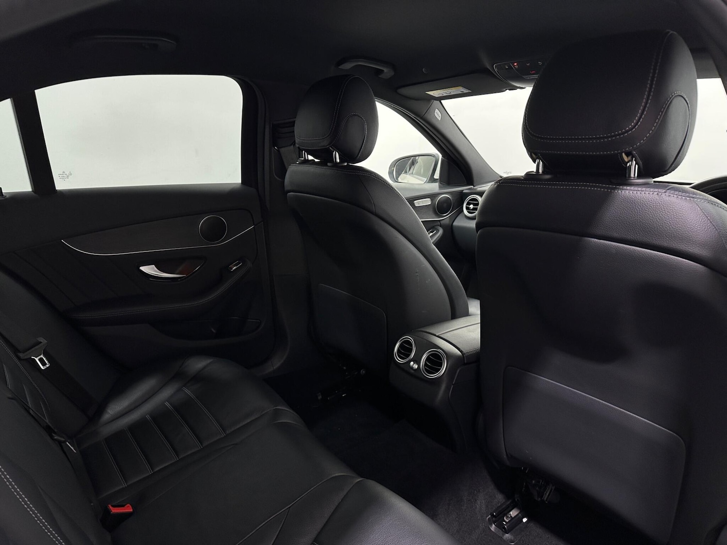 Used Mercedes-Benz C Class 2021 for sale - 76964426: Photo 40