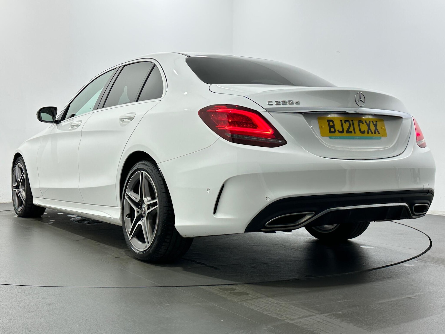 Used Mercedes-Benz C Class 2021 for sale - 76964426: Photo 47