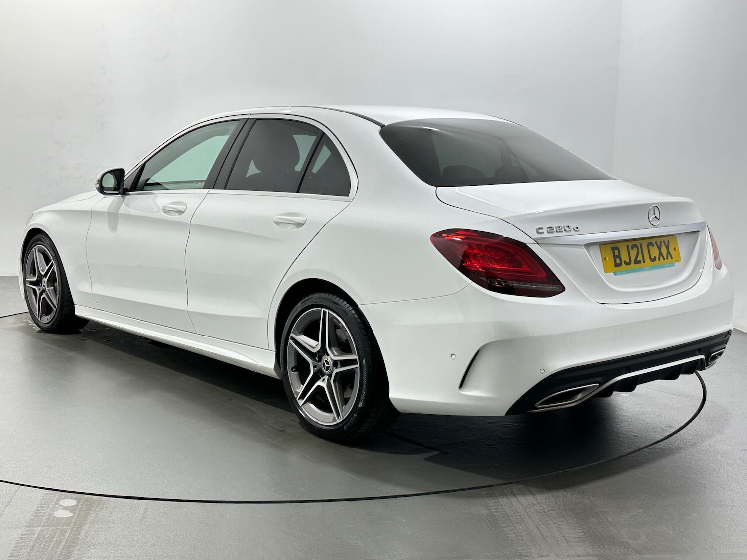 Used Mercedes-Benz C Class 2021 for sale - 76964426: Photo 6