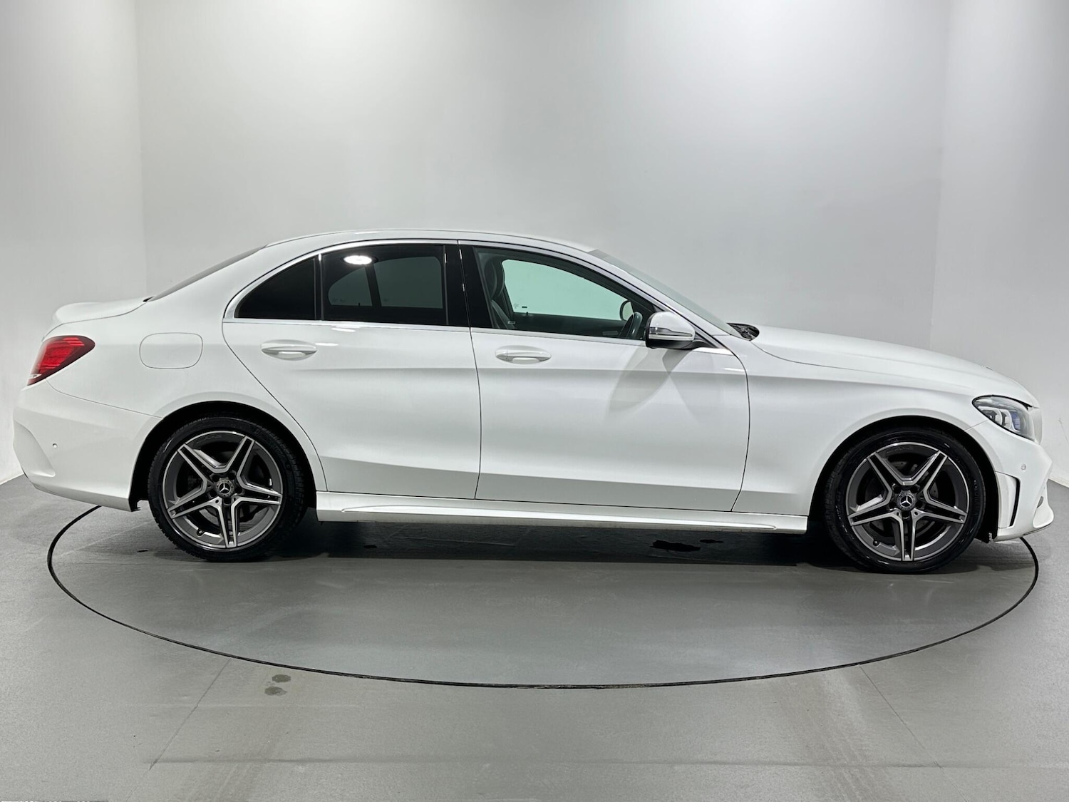 Used Mercedes-Benz C Class 2021 for sale - 76964426: Photo 9