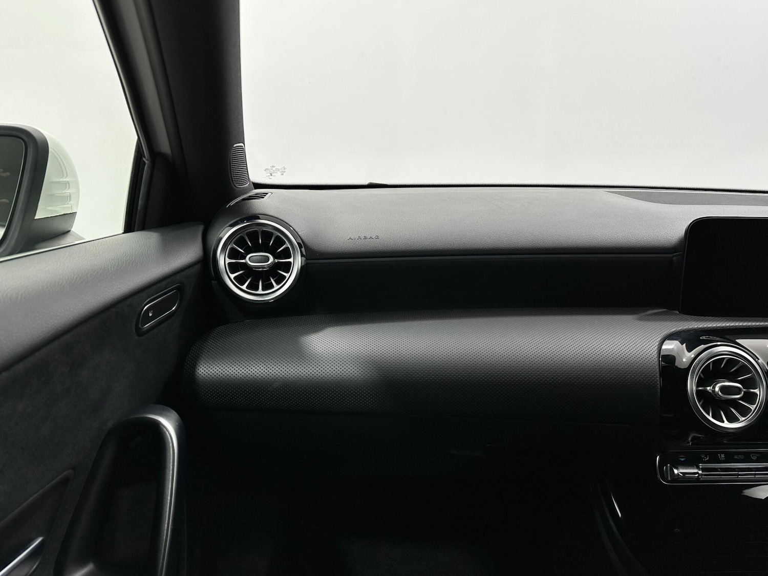 Used Mercedes-Benz A-Class for sale - 77753603: Photo 30