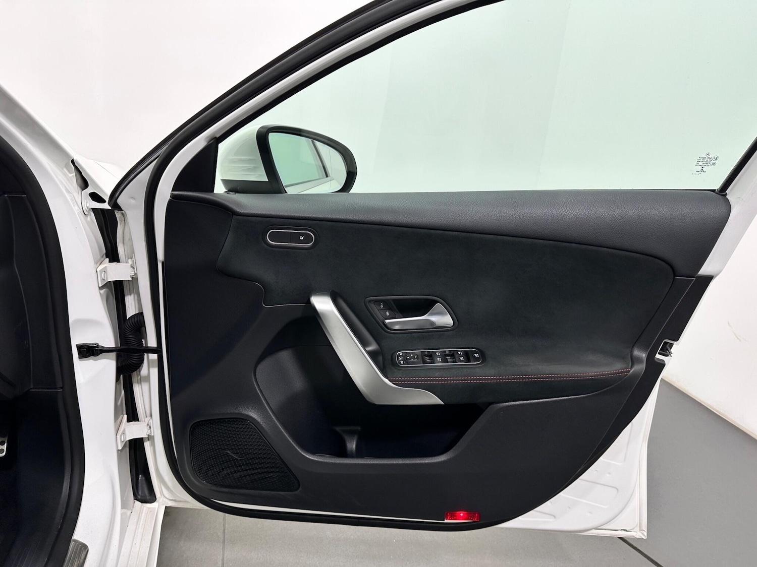 Used Mercedes-Benz A-Class for sale - 77753603: Photo 35