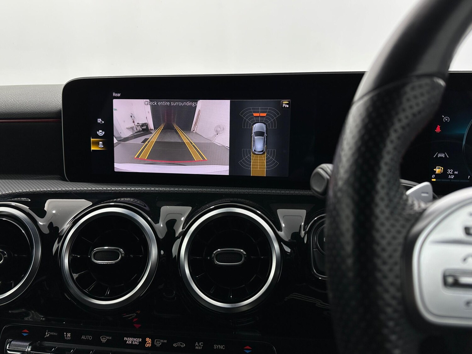 Used Mercedes-Benz A-Class for sale - 77496384: Photo 24