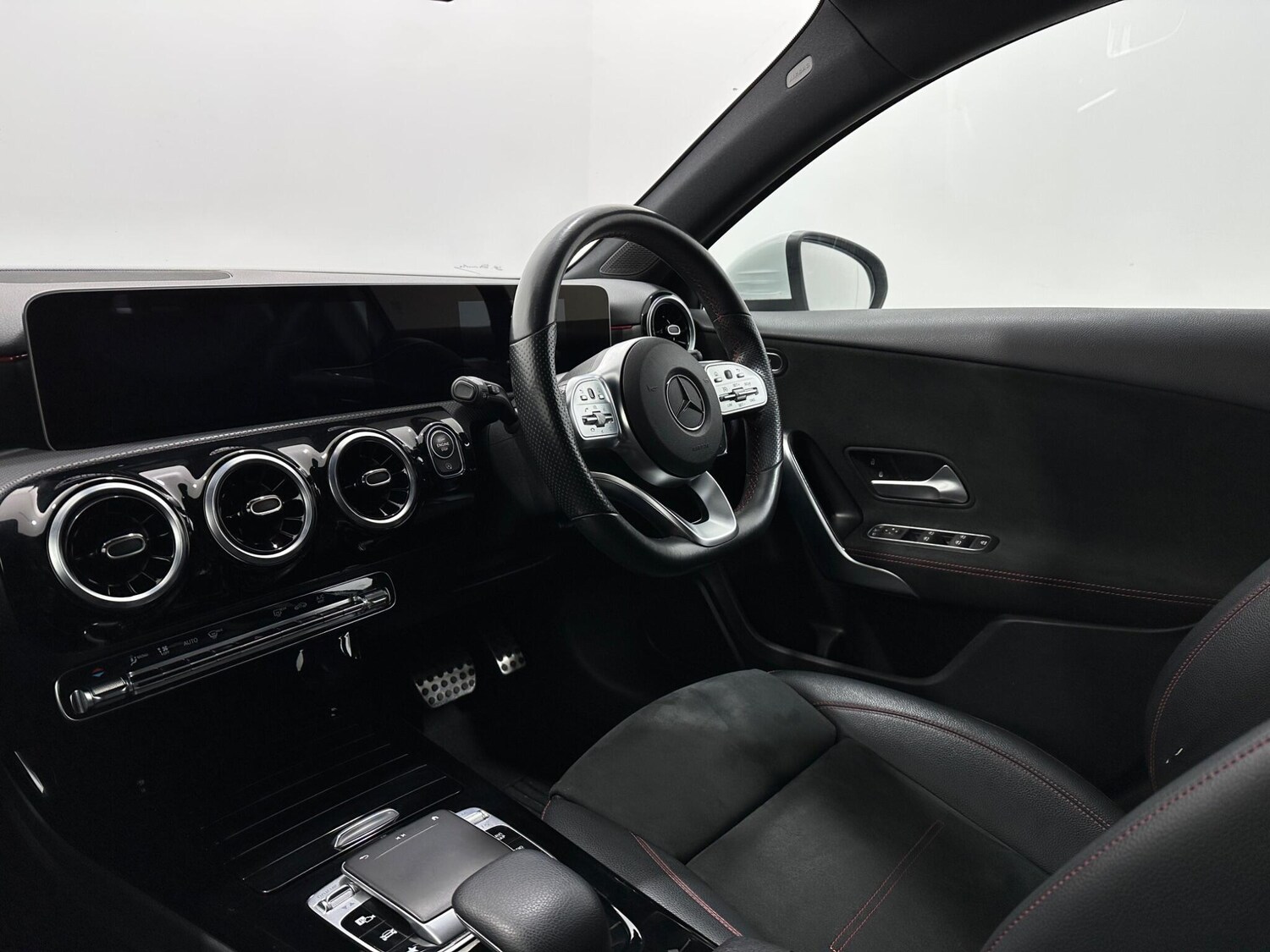 Used Mercedes-Benz A-Class for sale - 77496384: Photo 33