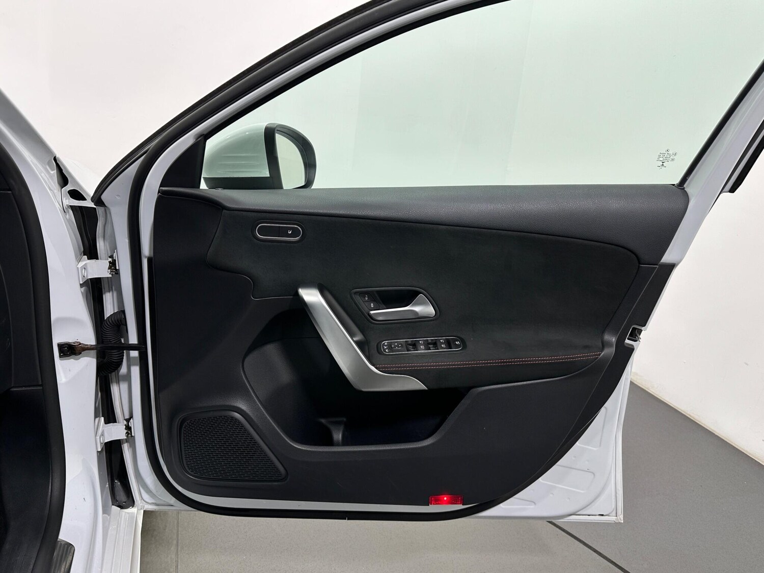 Used Mercedes-Benz A-Class for sale - 77496384: Photo 36