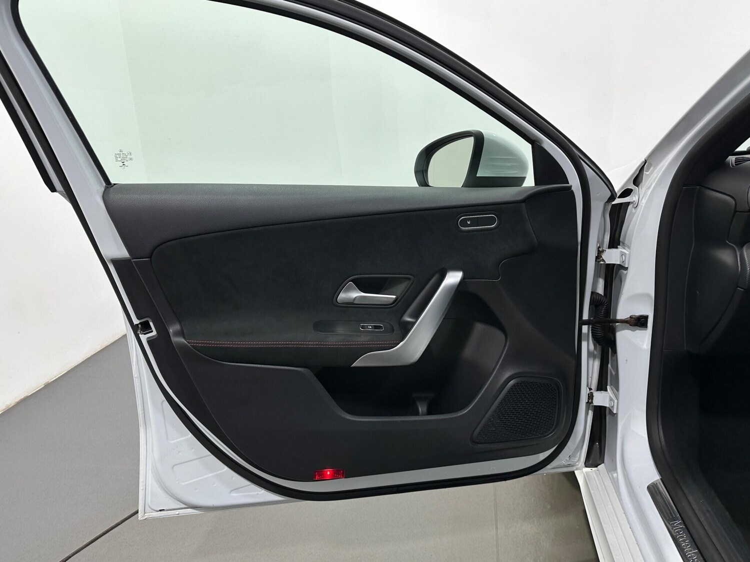 Used Mercedes-Benz A-Class for sale - 77496384: Photo 39