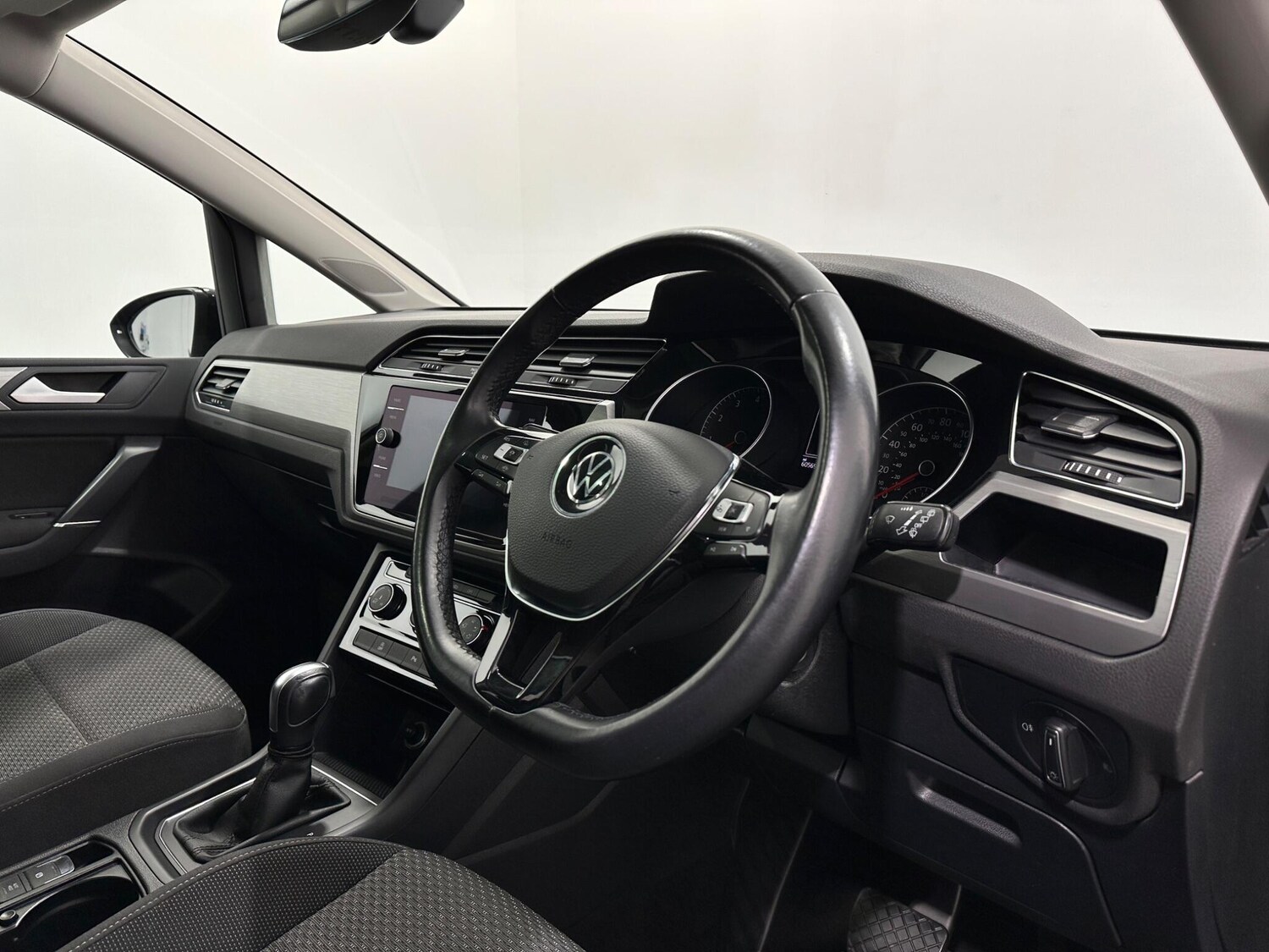 Used Volkswagen Touran 2021 for sale - 77626231: Photo 10