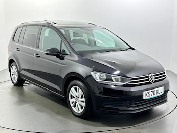 Used Volkswagen Touran 2021 for sale - 77626231: Photo