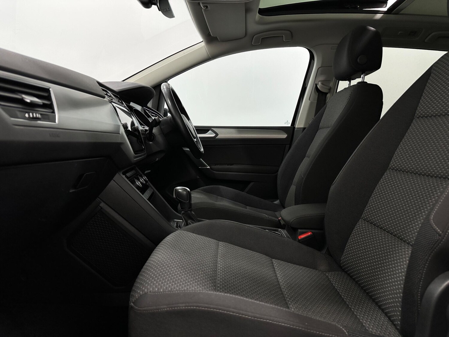 Used Volkswagen Touran 2021 for sale - 77626231: Photo 33