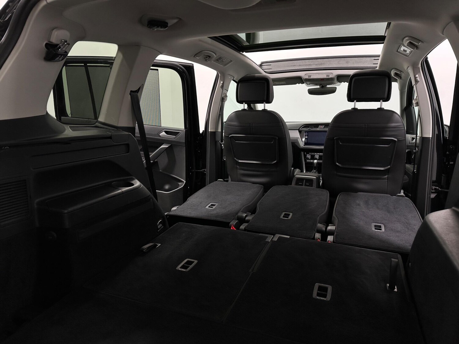 Used Volkswagen Touran 2021 for sale - 77626231: Photo 47