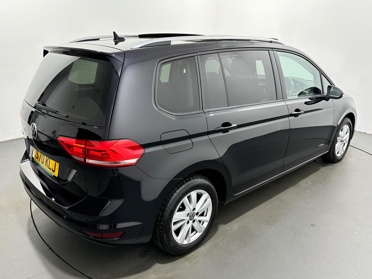 Used Volkswagen Touran 2021 for sale - 77626231: Photo 52