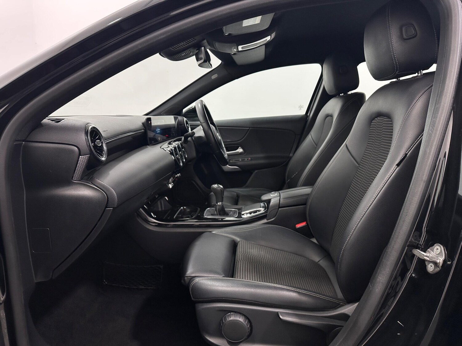 Used Mercedes-Benz A-Class 2019 for sale - 76879004: Photo 33