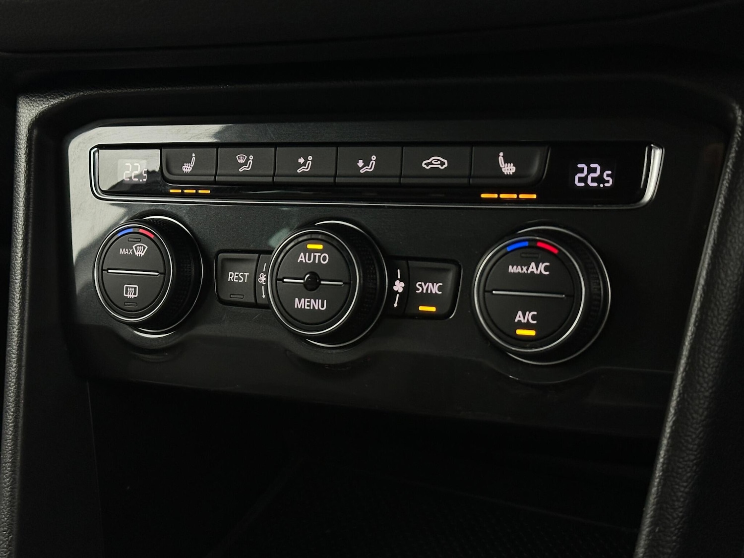 Used Volkswagen Tiguan 2020 for sale - 76913653: Photo 20