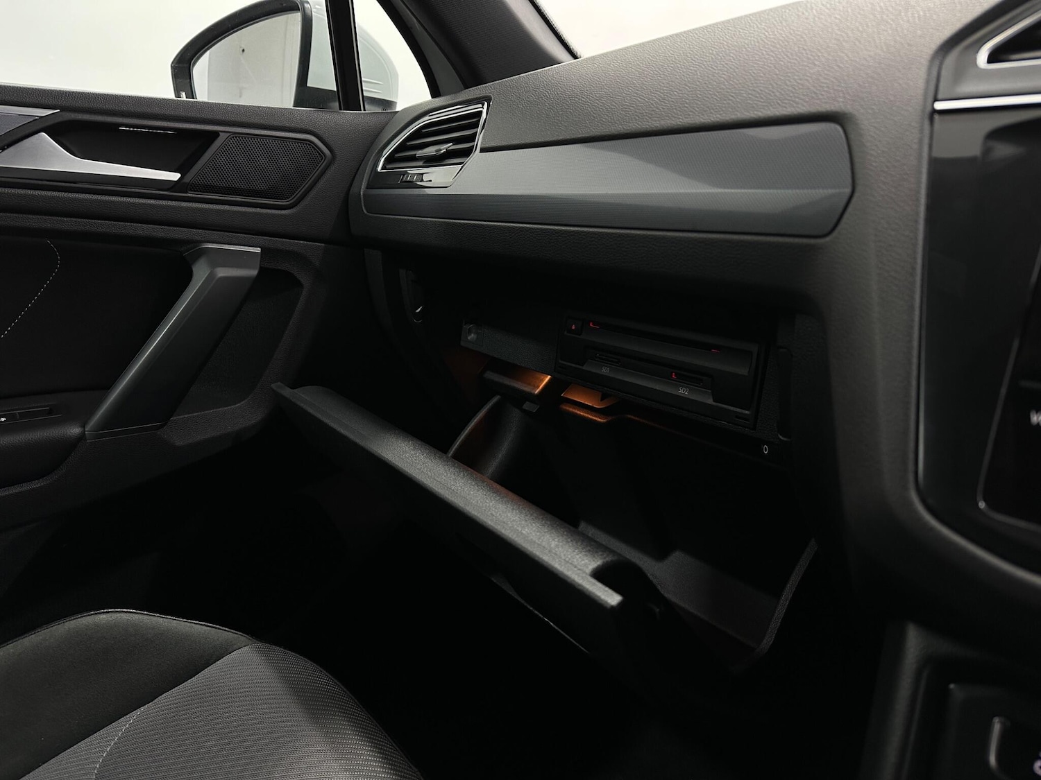 Used Volkswagen Tiguan 2020 for sale - 76913653: Photo 28