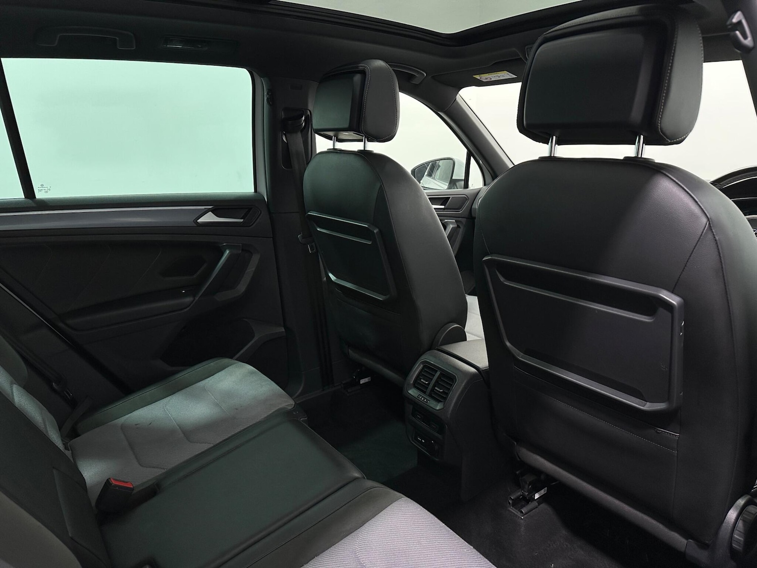 Used Volkswagen Tiguan 2020 for sale - 76913653: Photo 41