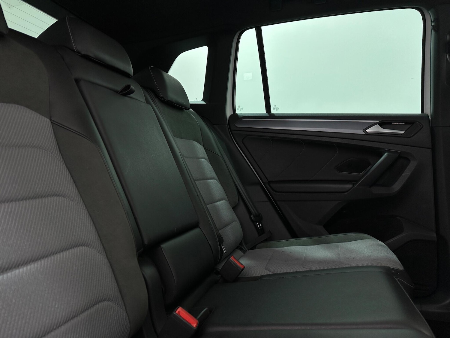 Used Volkswagen Tiguan 2020 for sale - 76913653: Photo 42