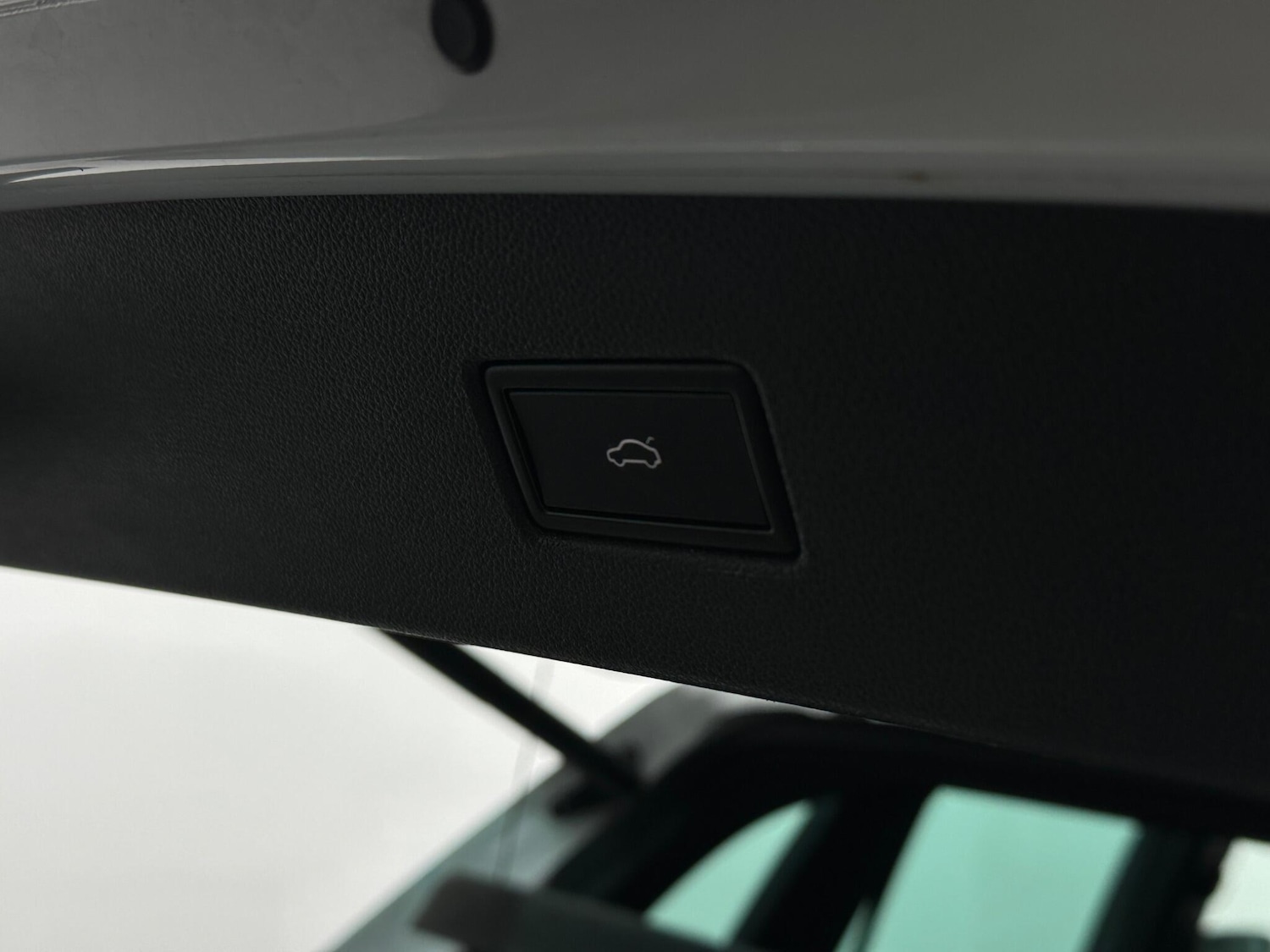 Used Volkswagen Tiguan 2020 for sale - 76913653: Photo 48