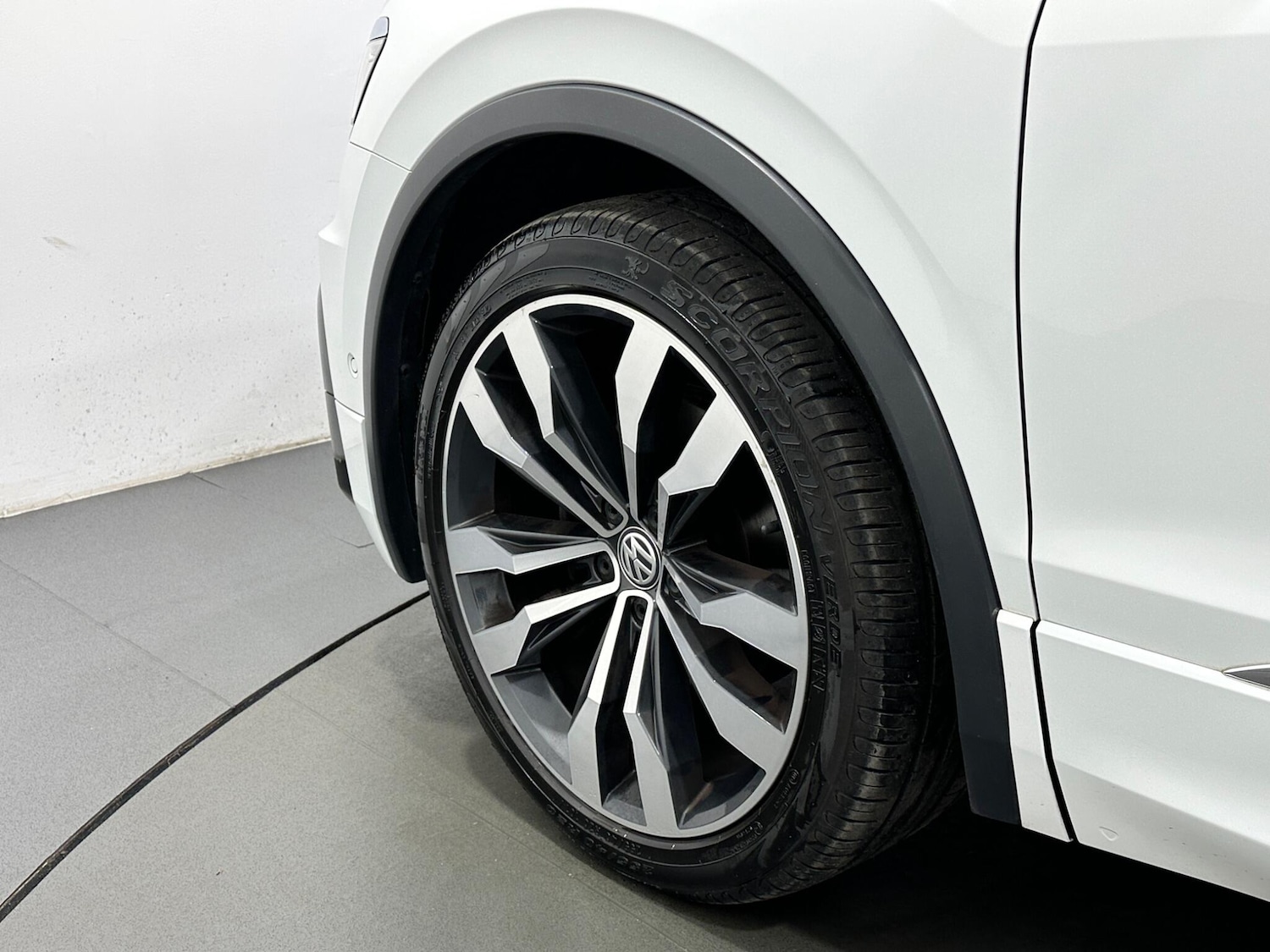 Used Volkswagen Tiguan 2020 for sale - 76913653: Photo 51