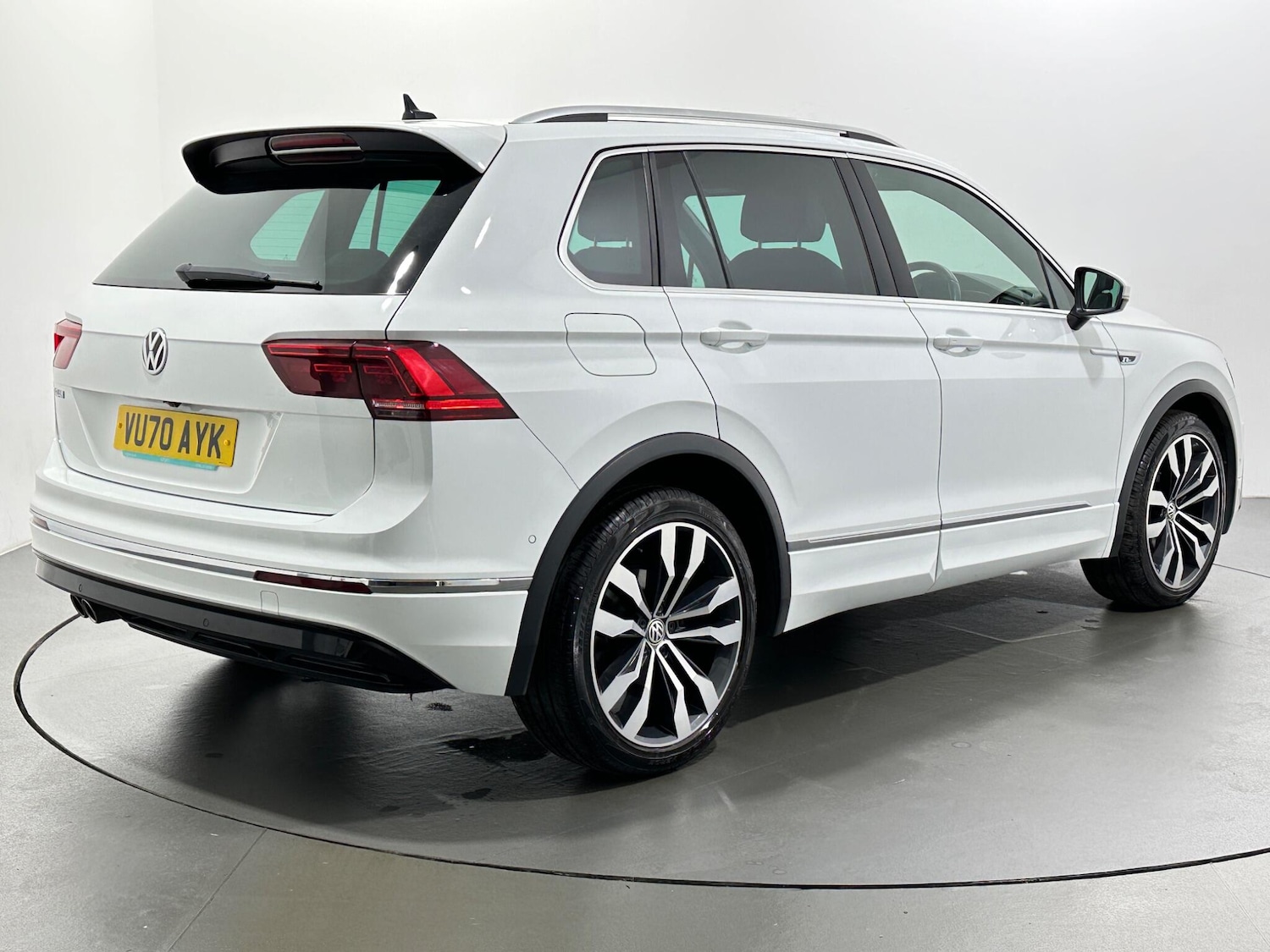 Used Volkswagen Tiguan 2020 for sale - 76913653: Photo 8