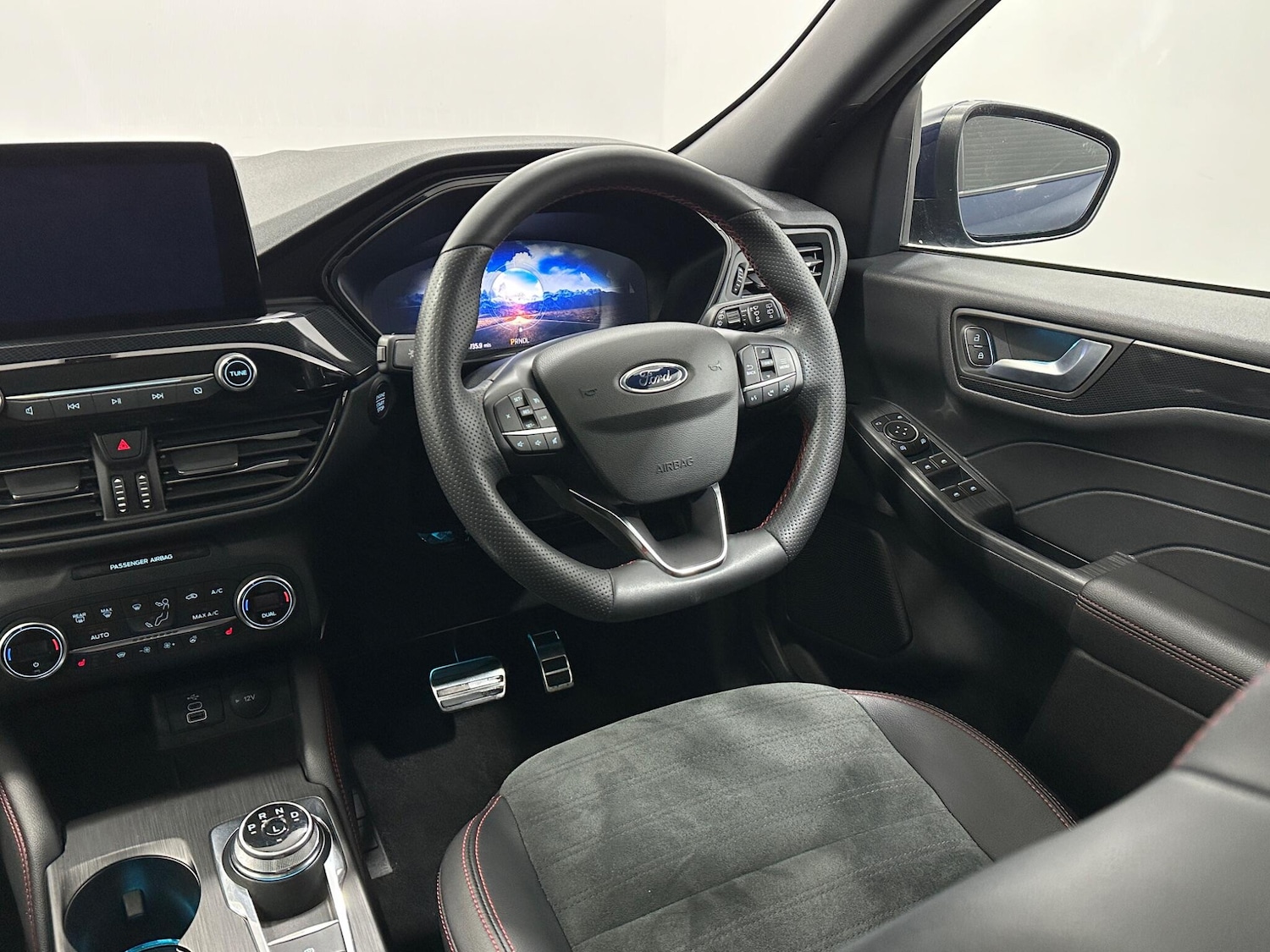 Used Ford Kuga 2022 for sale - 76878873: Photo 11