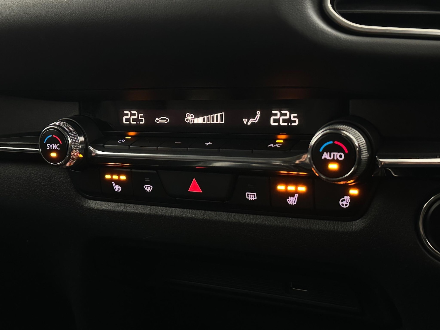 Used Mazda CX-30 2021 for sale - 76878625: Photo 23