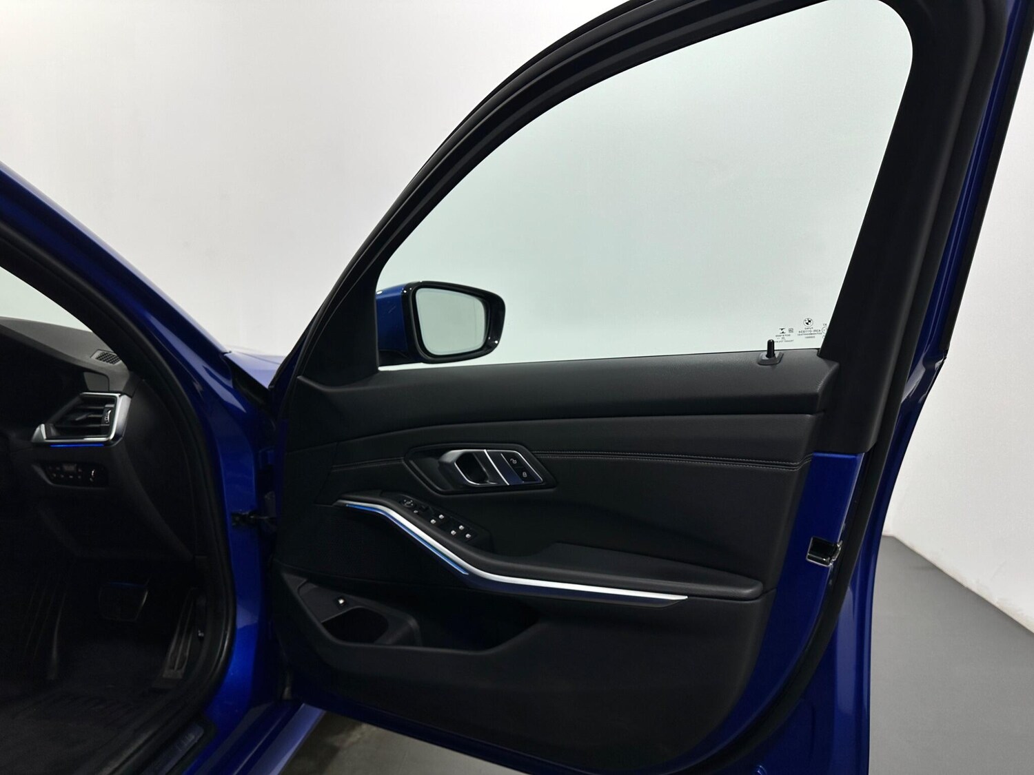 Used BMW 3 Series 2021 for sale - 77637931: Photo 34