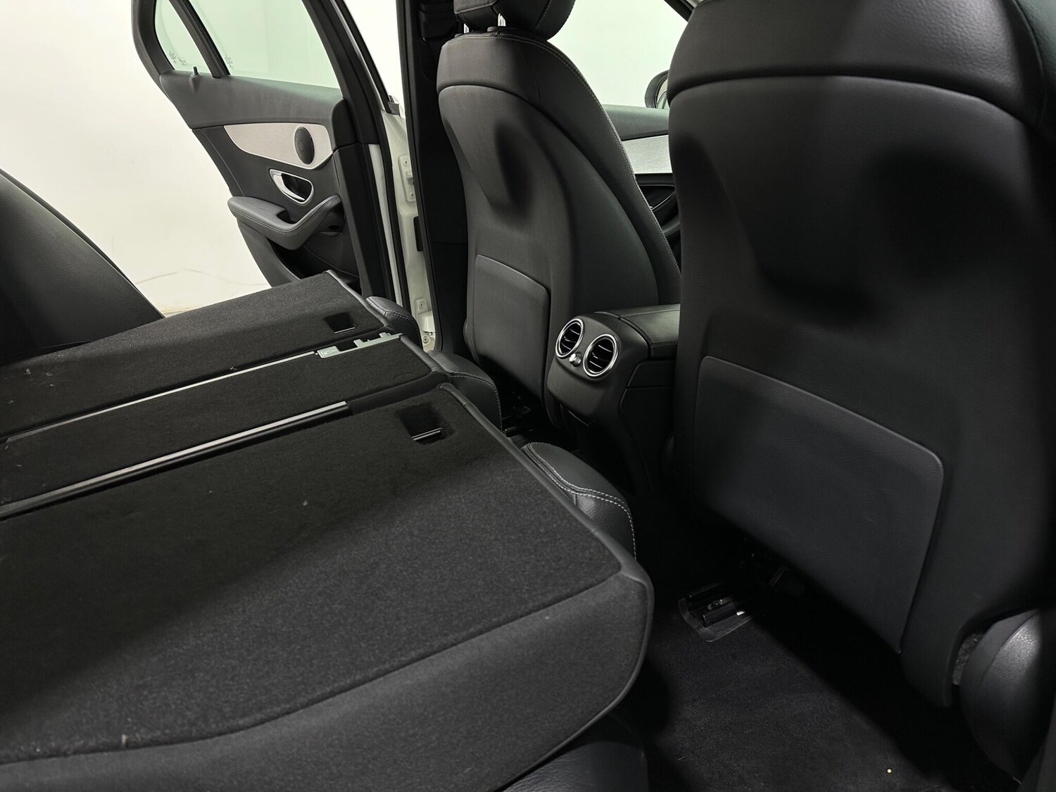 Used Mercedes-Benz C Class for sale - 77574620: Photo 48