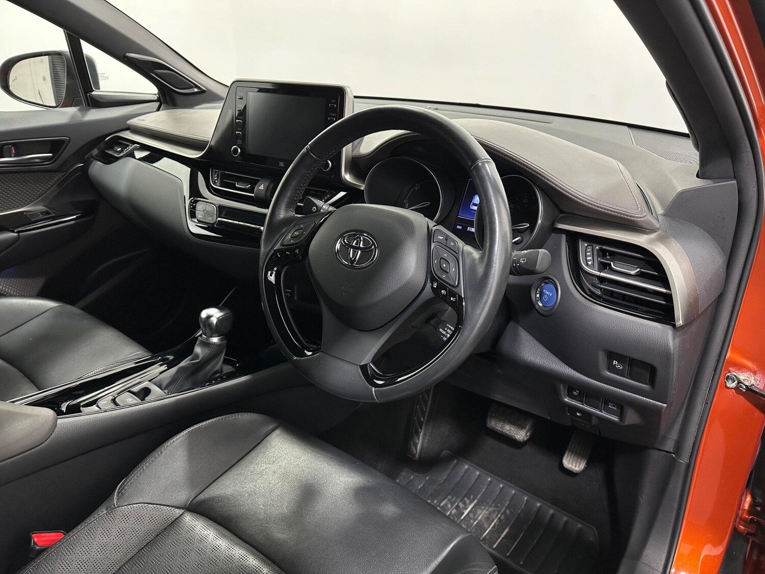 Used Toyota C-HR 2020 for sale - 77559665: Photo 11