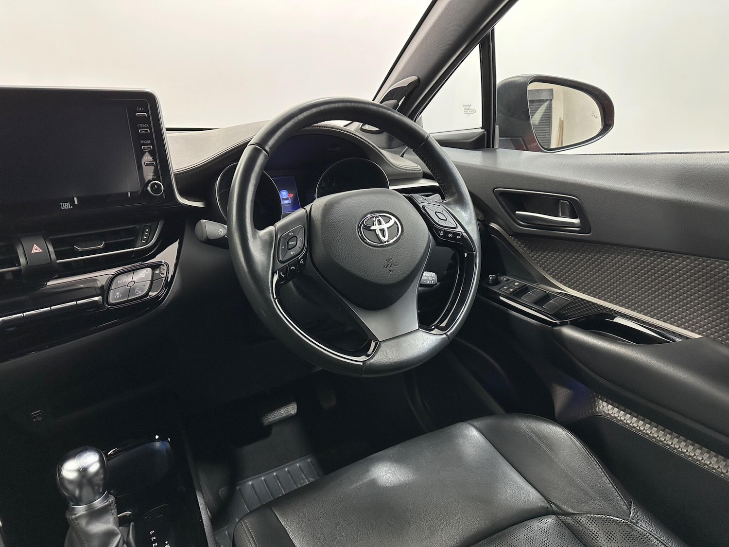 Used Toyota C-HR 2020 for sale - 77559665: Photo 12