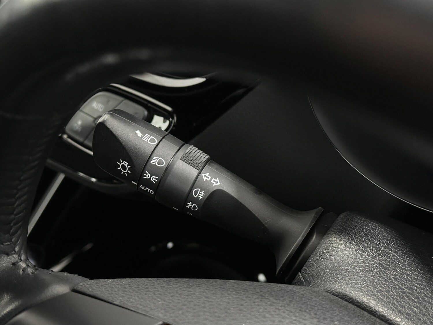 Used Toyota C-HR 2020 for sale - 77559665: Photo 14