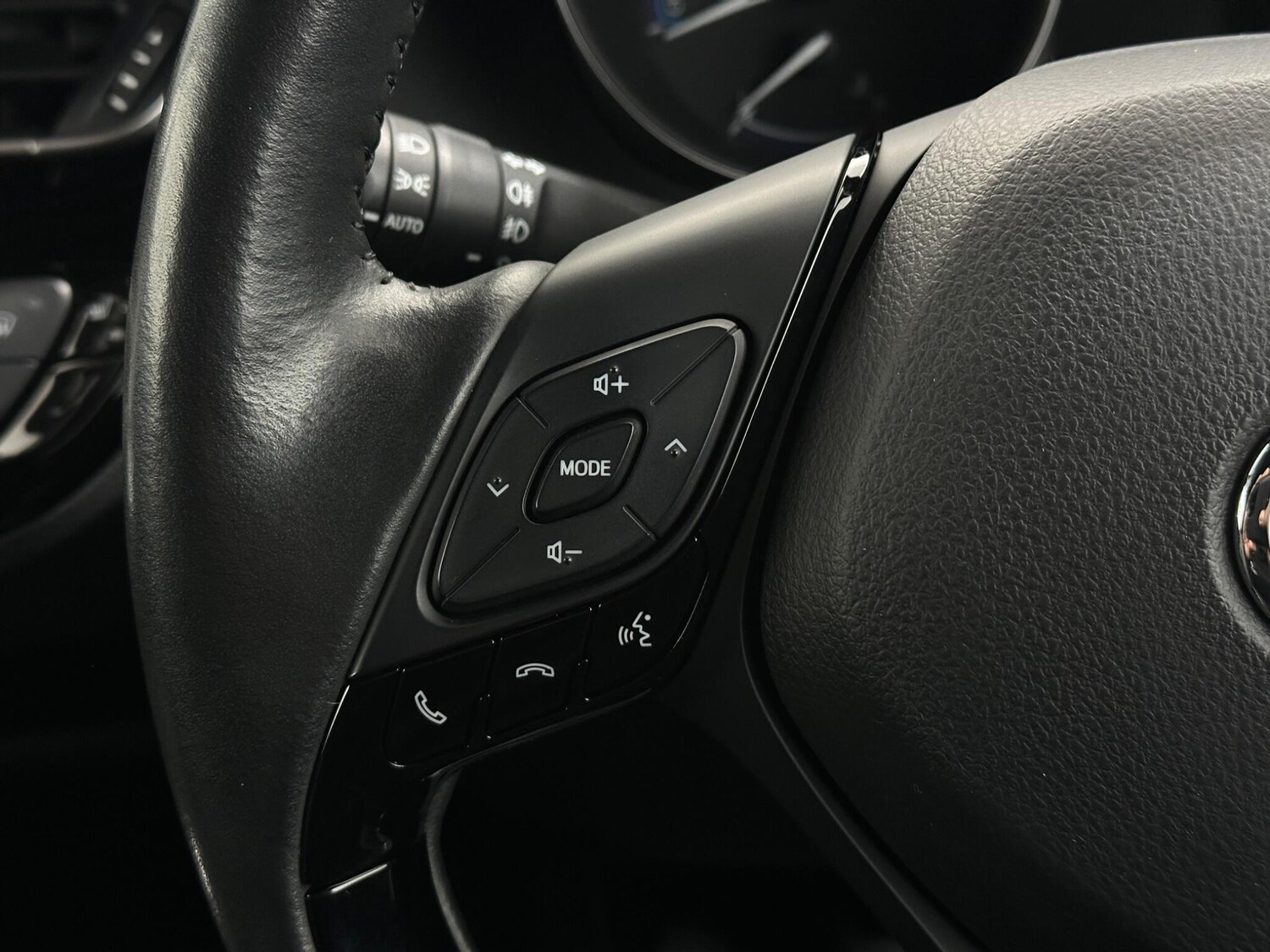 Used Toyota C-HR 2020 for sale - 77559665: Photo 15