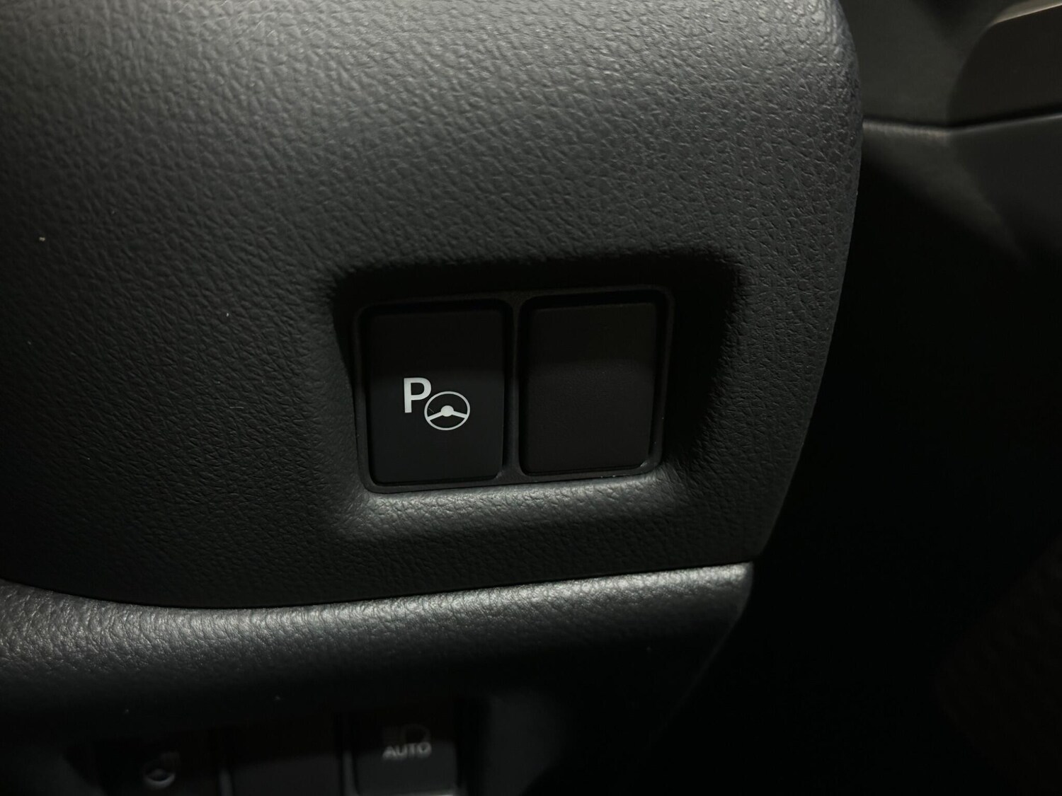 Used Toyota C-HR 2020 for sale - 77559665: Photo 18