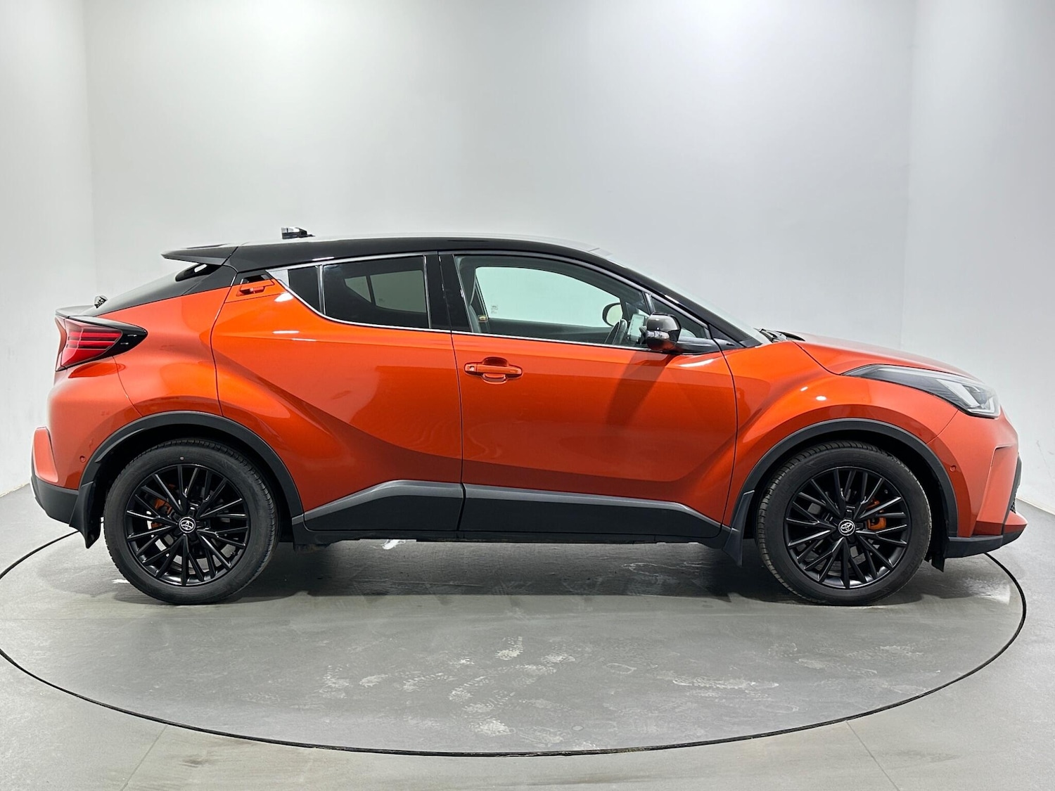 Used Toyota C-HR 2020 for sale - 77559665: Photo 9