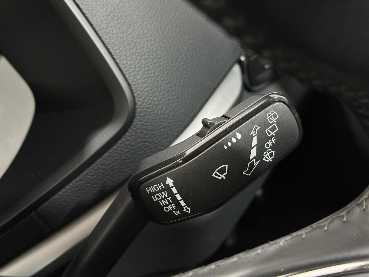 Used Skoda Karoq 2022 for sale - 76878933: Photo 16