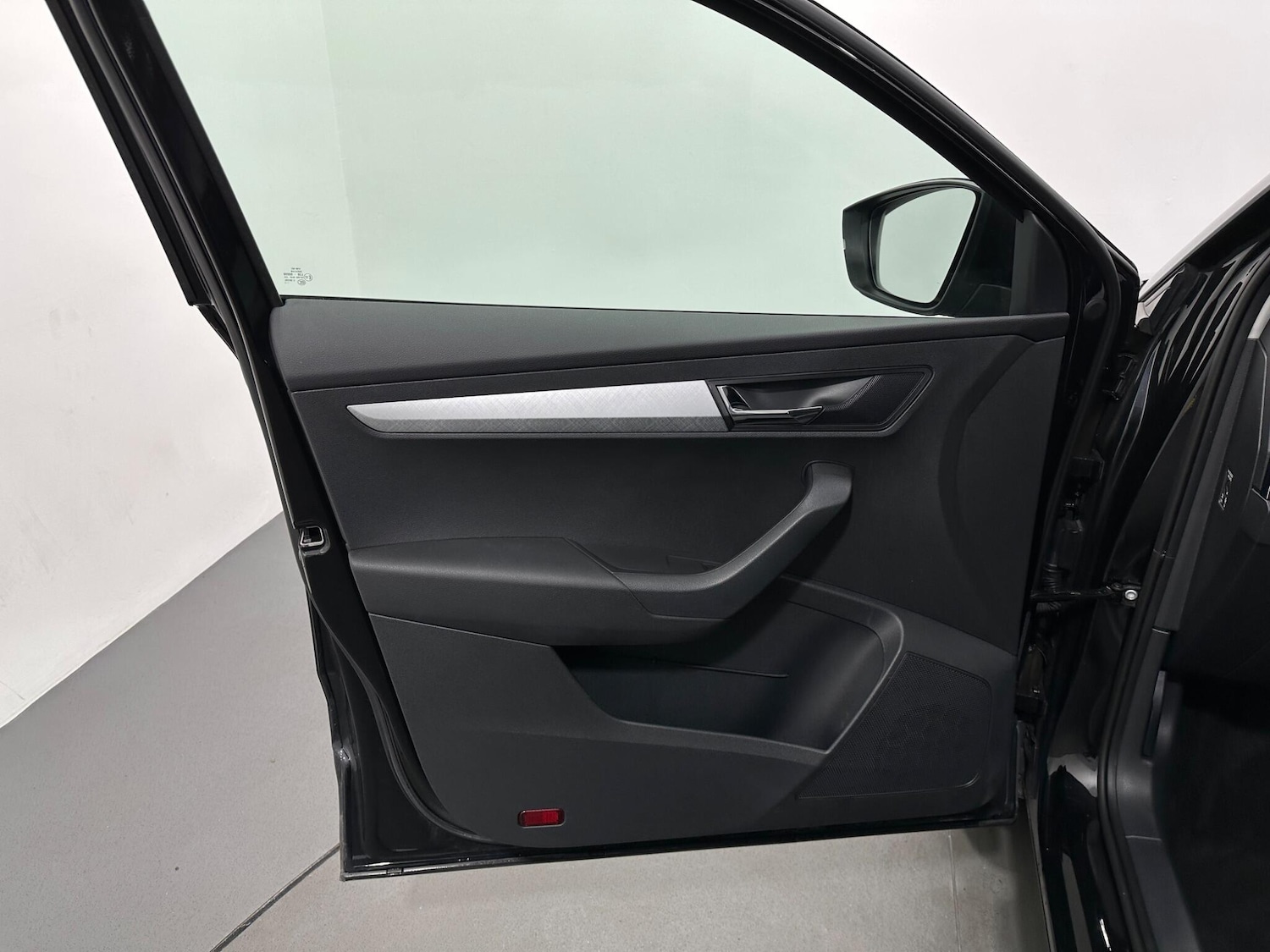 Used Skoda Karoq 2022 for sale - 76878933: Photo 33