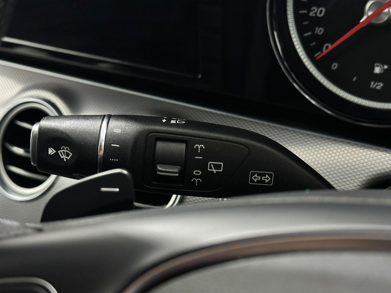 Used Mercedes-Benz E Class for sale - 77807610: Photo 13