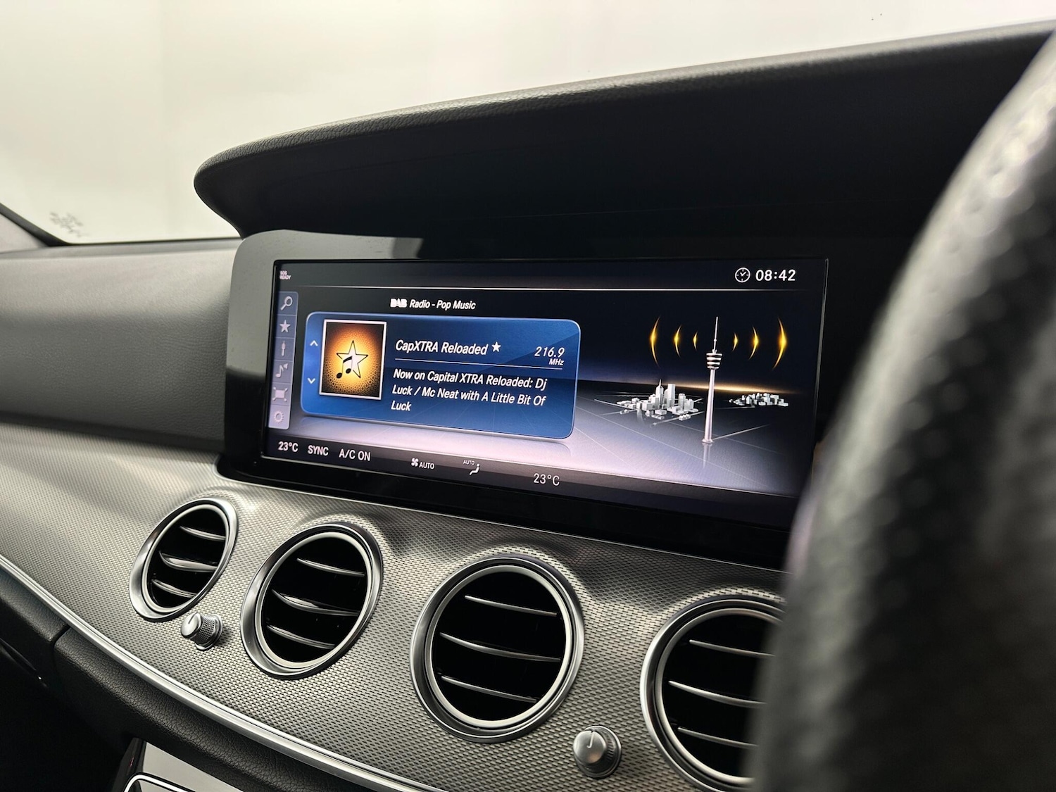 Used Mercedes-Benz E Class for sale - 77807610: Photo 26