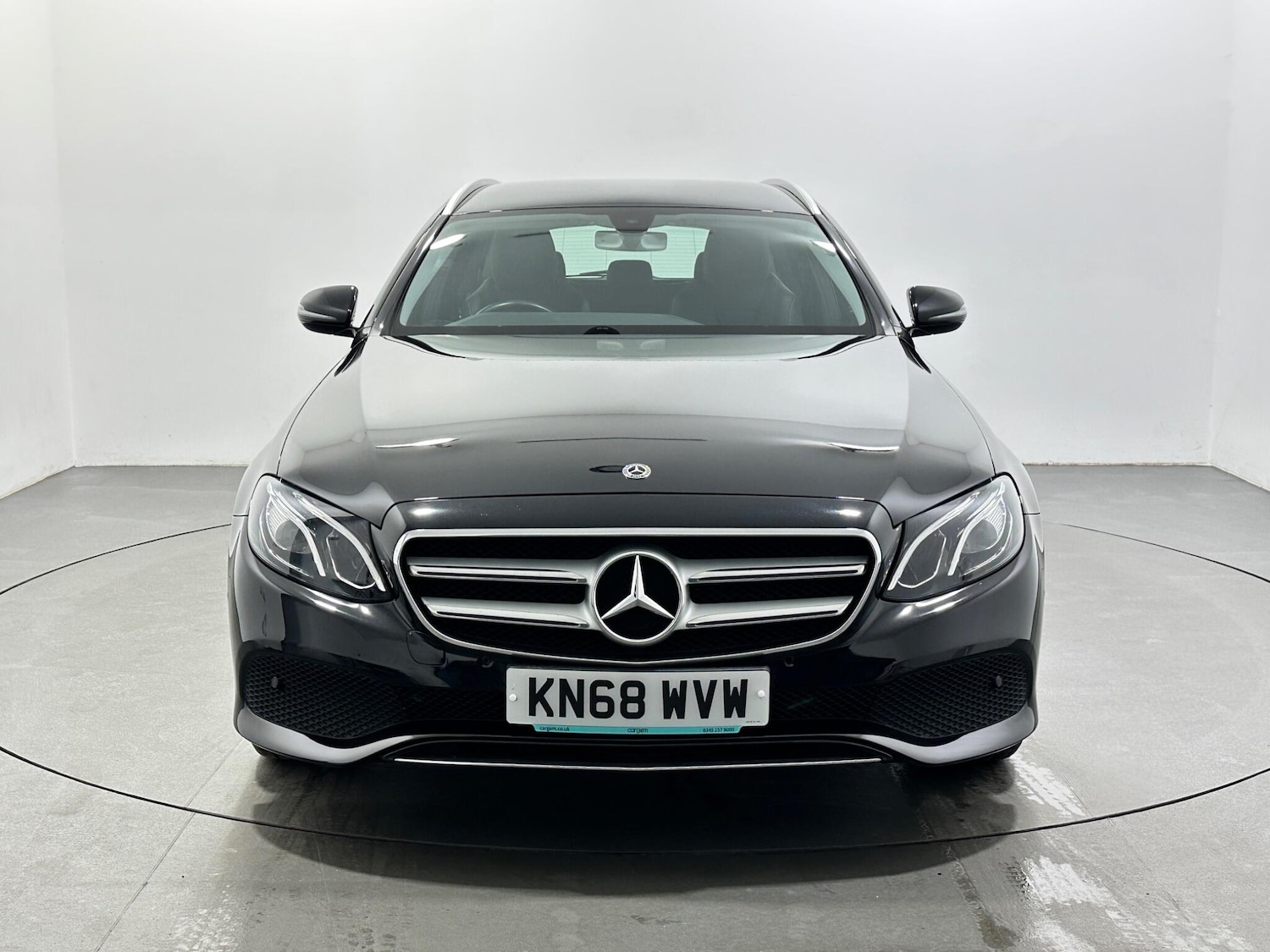 Used Mercedes-Benz E Class for sale - 77807610: Photo 3