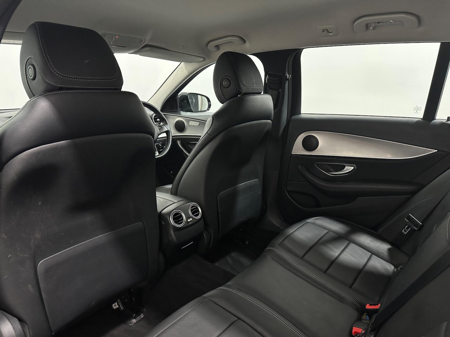 Used Mercedes-Benz E Class for sale - 77807610: Photo 39